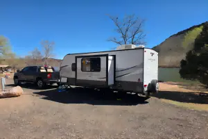 trailer-lock-application-01